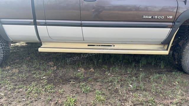 Image of Dodge Ram 1500 equipment image 3