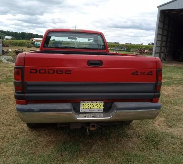 Image of Dodge Ram 1500 equipment image 3