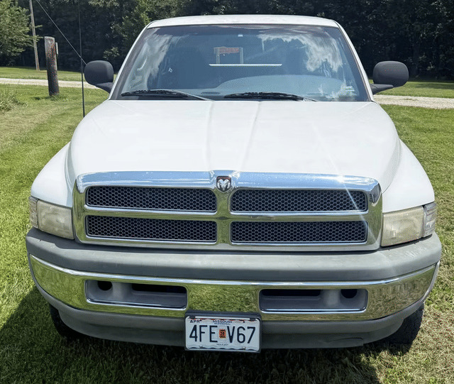 Image of Dodge Ram 1500 equipment image 2