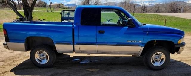 Image of Dodge Ram 1500 equipment image 2