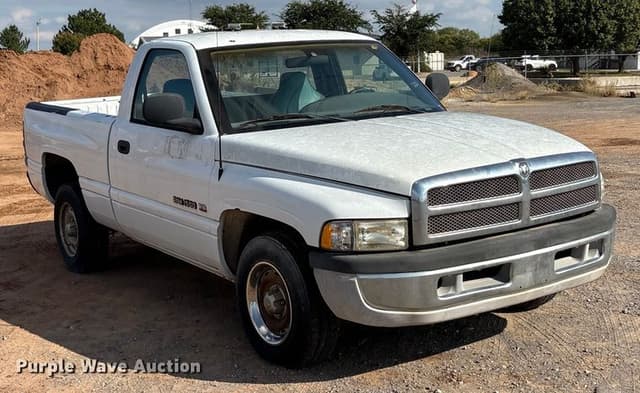 Image of Dodge Ram 1500 equipment image 2