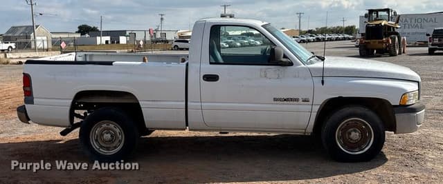 Image of Dodge Ram 1500 equipment image 3