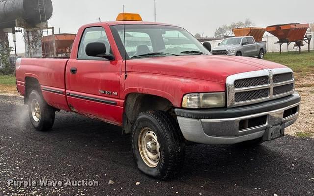 Image of Dodge Ram 1500 equipment image 2