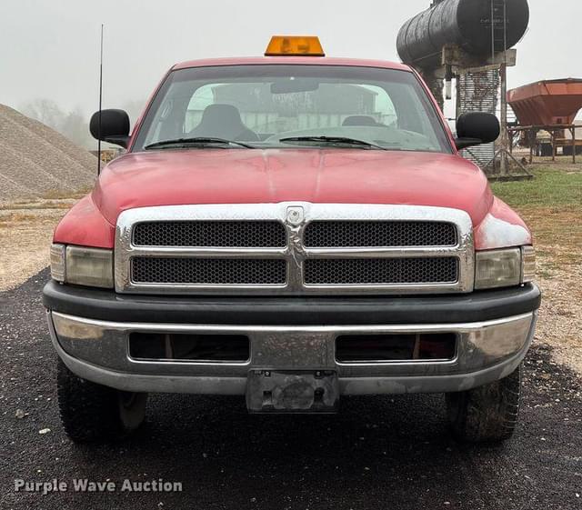 Image of Dodge Ram 1500 equipment image 1