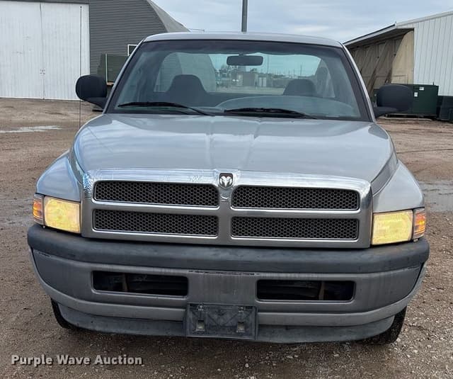 Image of Dodge Ram 1500 equipment image 1