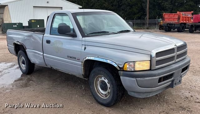 Image of Dodge Ram 1500 equipment image 2