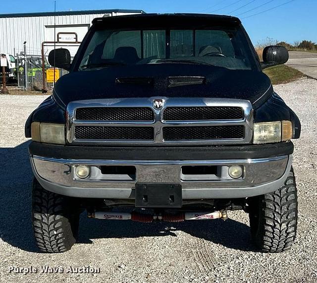 Image of Dodge Ram 1500 equipment image 1