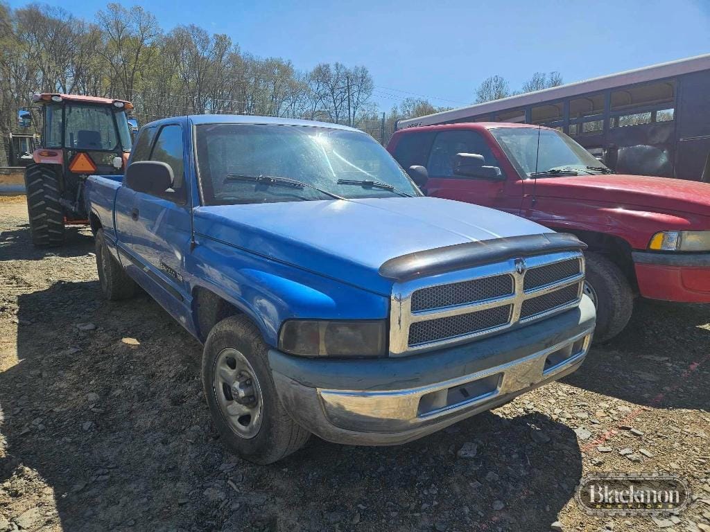 1998 Dodge Ram 1500 Equipment Image0