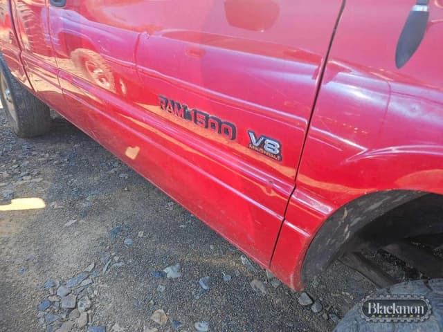 Image of Dodge Ram 1500 equipment image 1