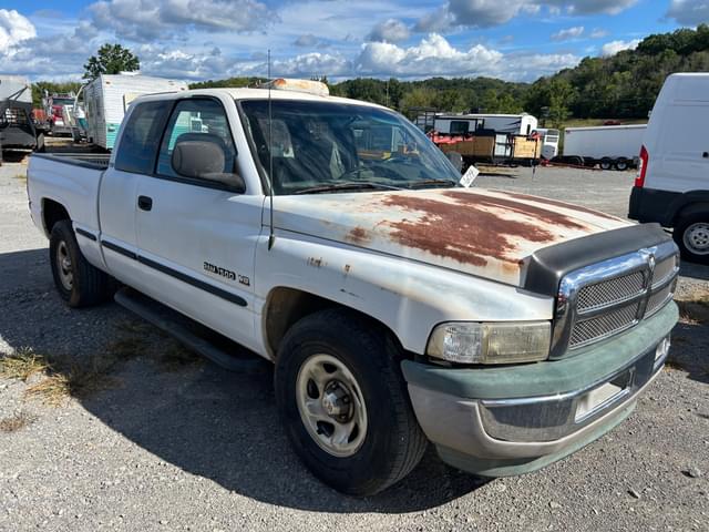 Image of Dodge Ram 1500 equipment image 1