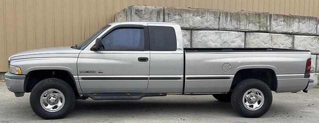 Image of Dodge Ram 1500 equipment image 1