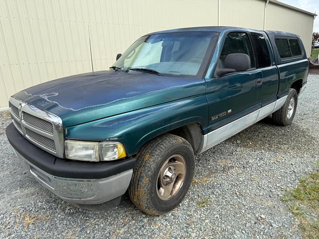 Image of Dodge Ram 1500 equipment image 2