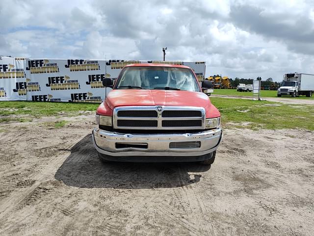 Image of Dodge Ram 1500 equipment image 1