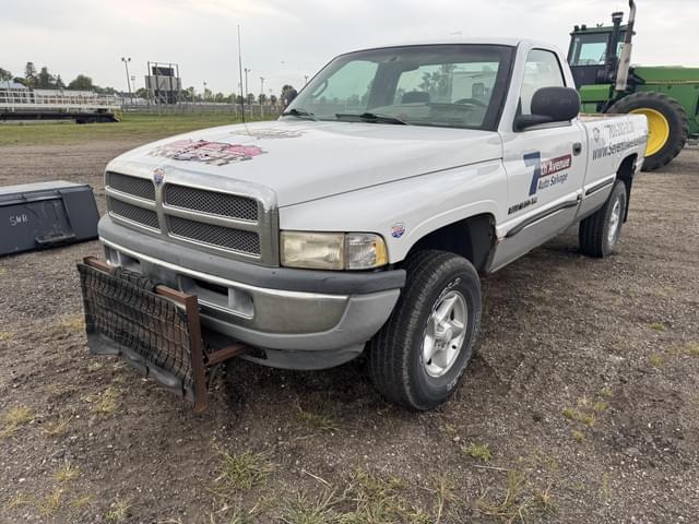 Image of Dodge Ram 1500 equipment image 1