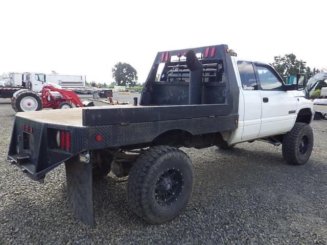 Image of Dodge Ram 2500 equipment image 4