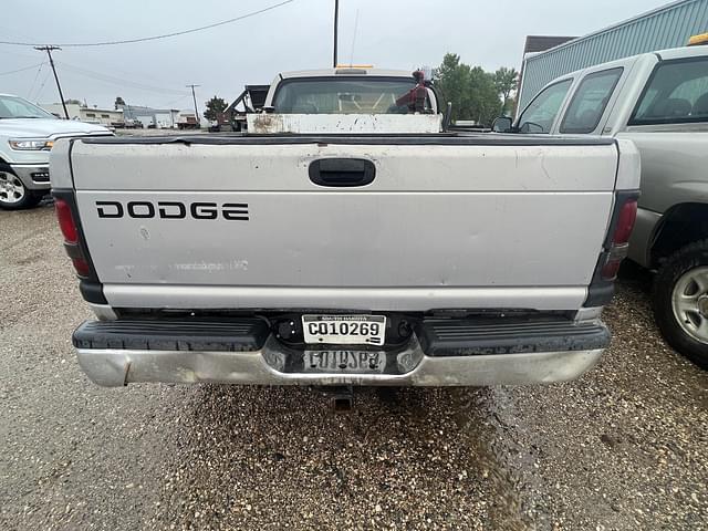 Image of Dodge Ram 2500 equipment image 4