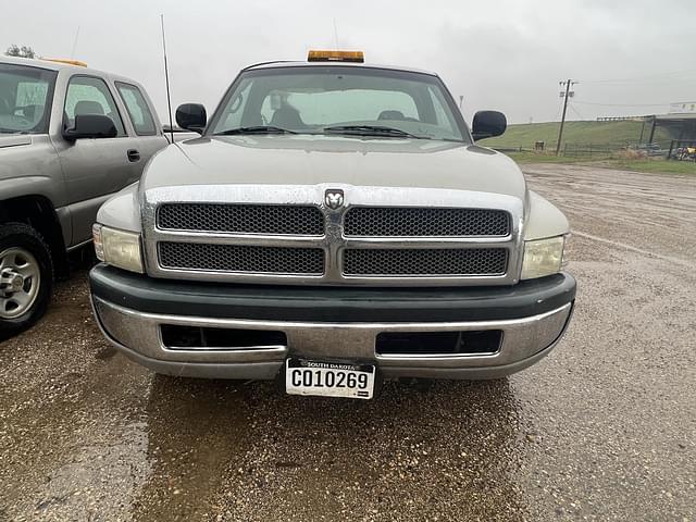 Image of Dodge Ram 2500 equipment image 1