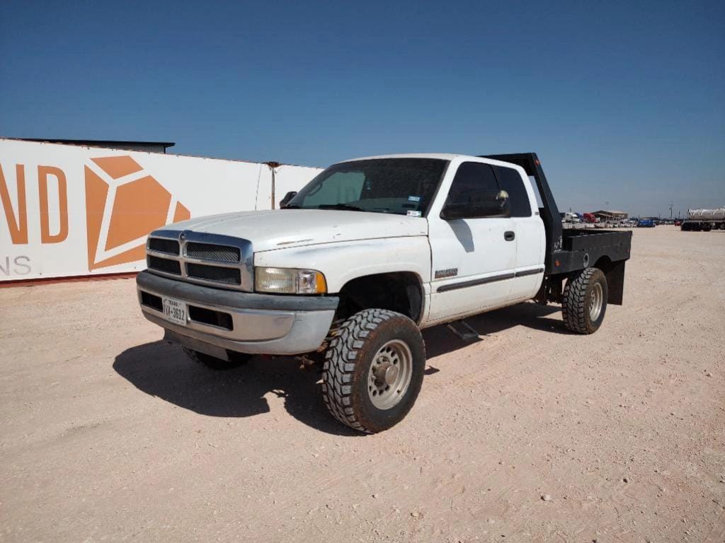 1998 Dodge Ram 2500 Equipment Image0