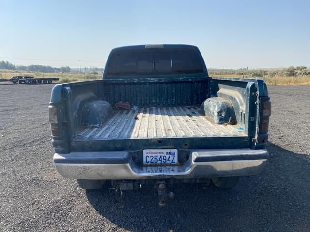 Image of Dodge Ram 2500 equipment image 3
