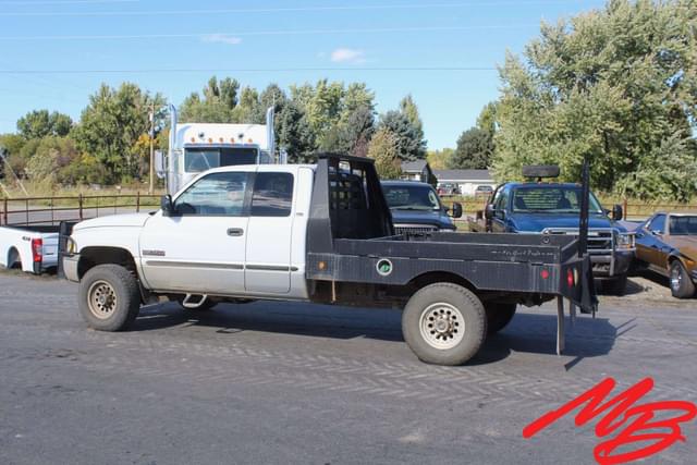 Image of Dodge Ram 2500 equipment image 3