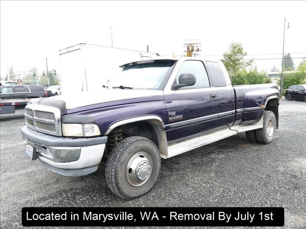 1998 Dodge Ram 3500 Equipment Image0