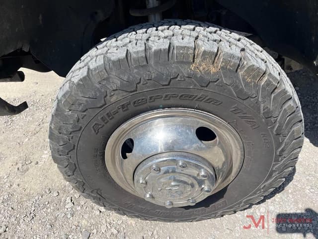 Image of Dodge Ram 3500 equipment image 3