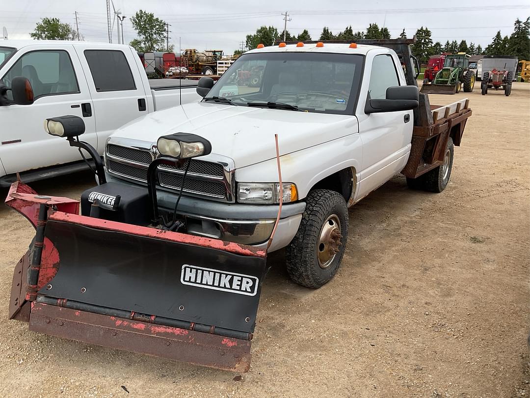 Image of Dodge Ram 3500 Primary image