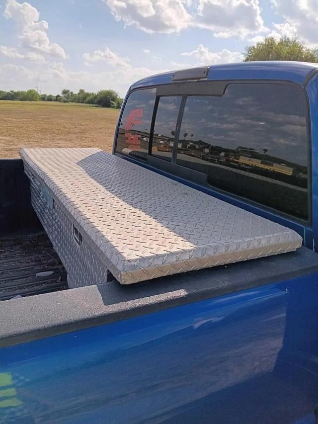 Image of Dodge Ram 2500 equipment image 4