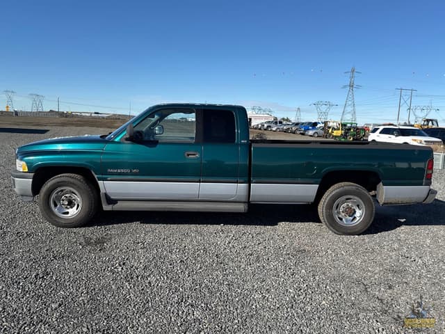 Image of Dodge Ram 2500 equipment image 1