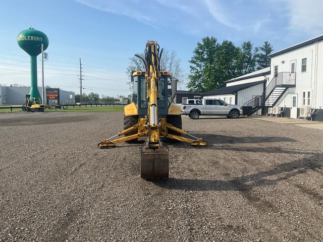 Image of Ford 655E equipment image 3
