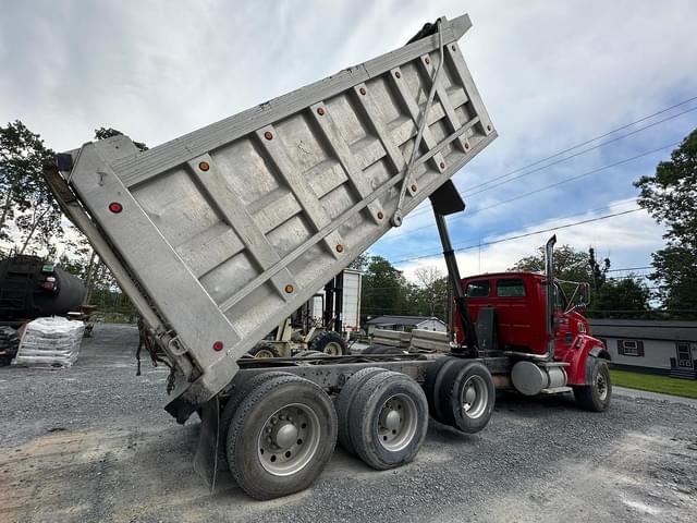 Image of Ford 9500 equipment image 4