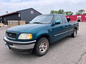 1998 Ford F-150 2WD Pickup Image