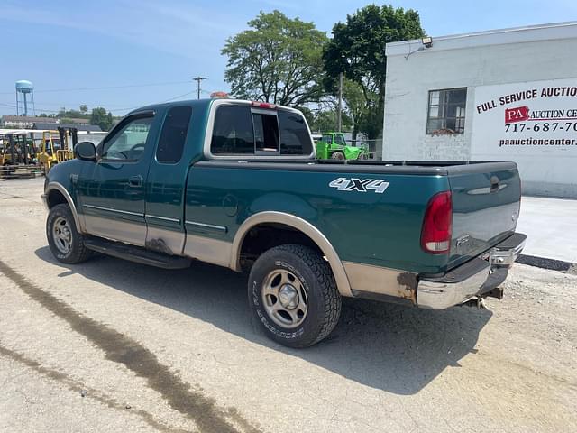 Image of Ford F-150 equipment image 4