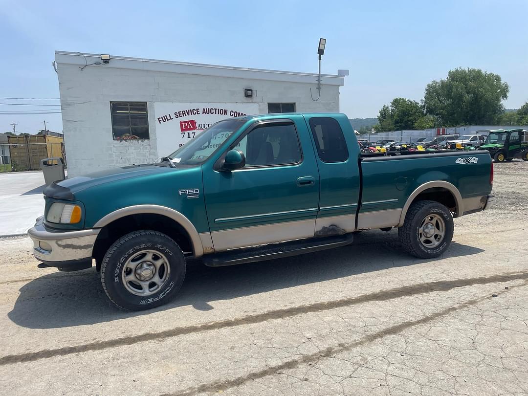Image of Ford F-150 Primary image