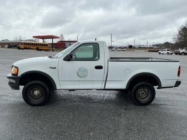 Image of Ford F-150 equipment image 1