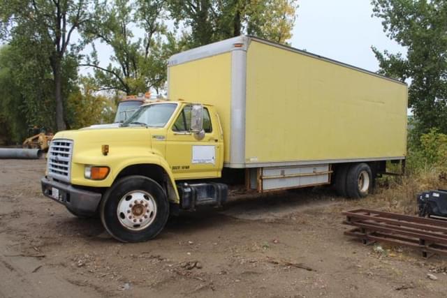 Image of Ford F-SERIES equipment image 1