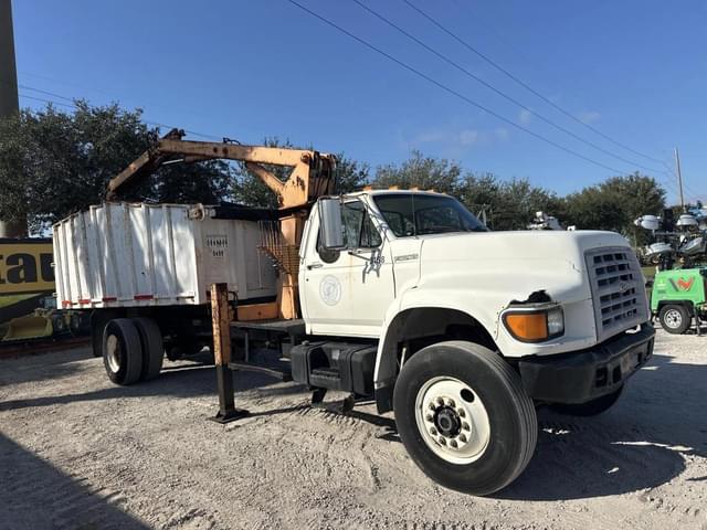 Image of Ford F-SERIES equipment image 4