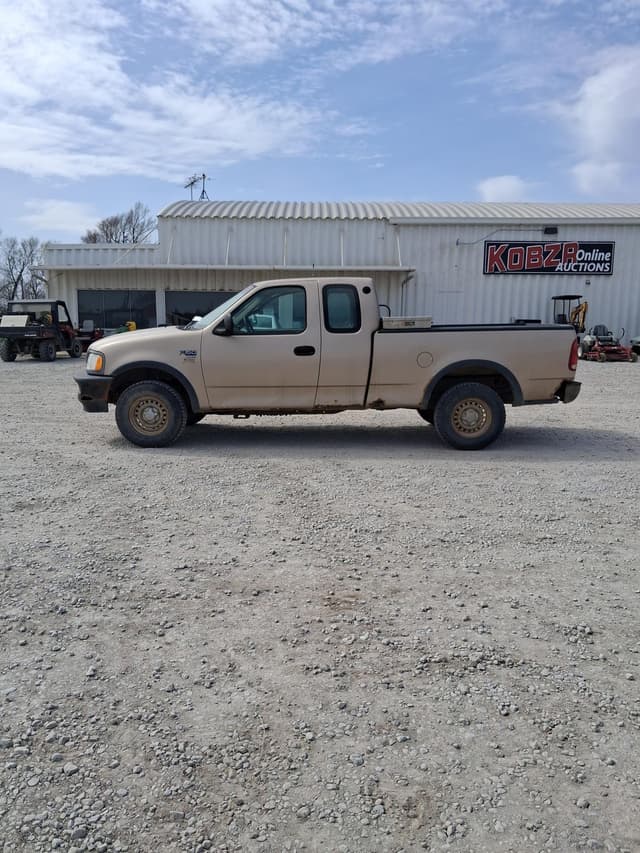 Image of Ford F-150 equipment image 3