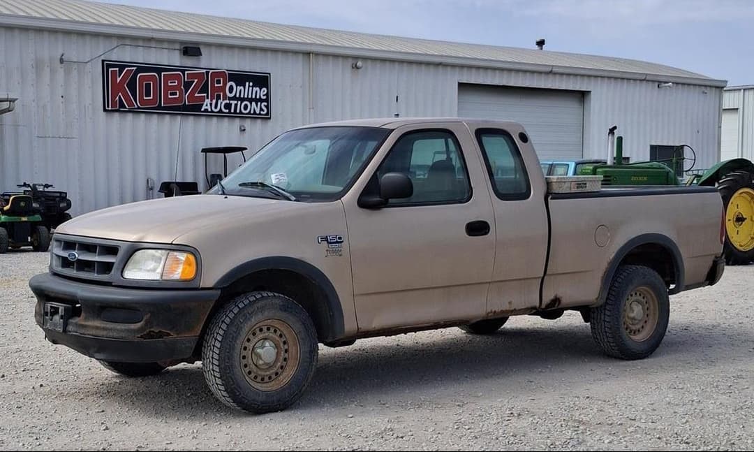 Image of Ford F-150 Primary image