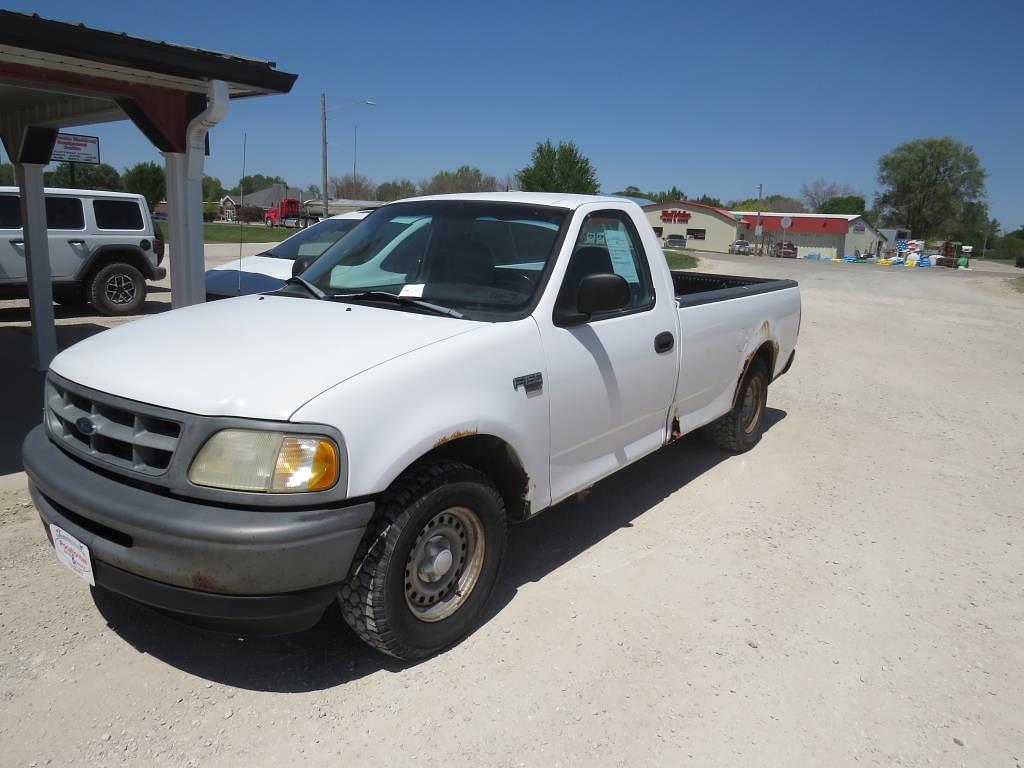 Image of Ford F-150 Primary image