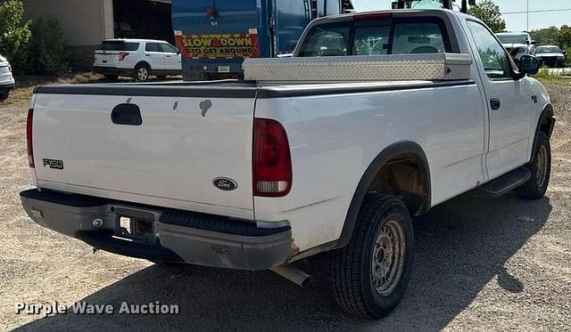 Image of Ford F-150 equipment image 4