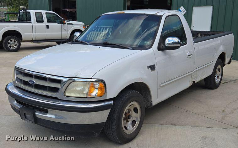 Image of Ford F-150 Primary image
