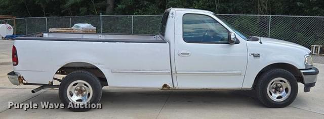 Image of Ford F-150 equipment image 3