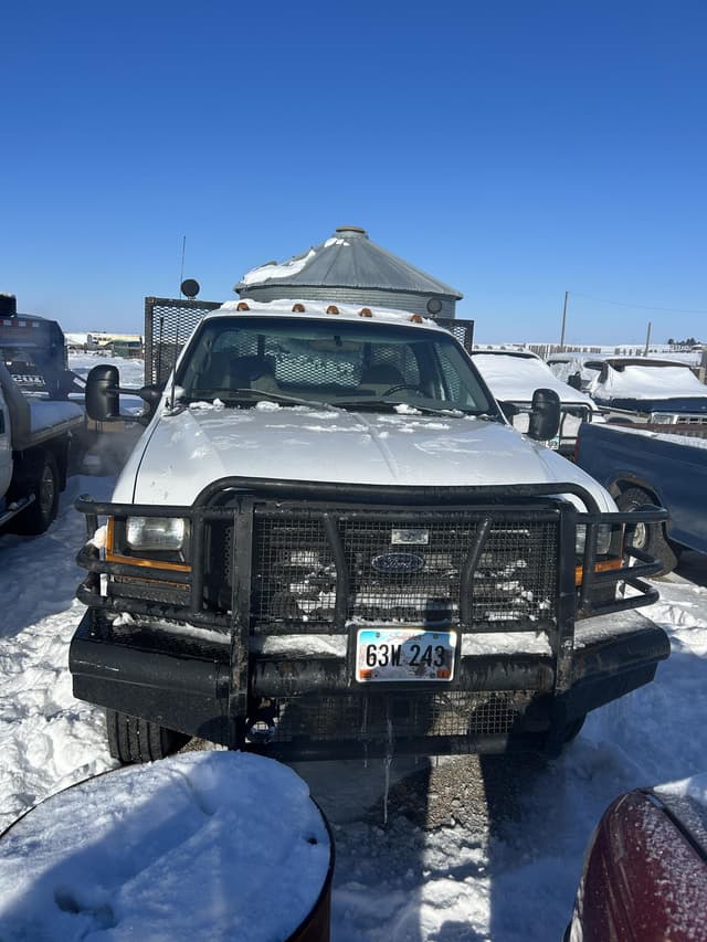 Image of Ford F-450 equipment image 1