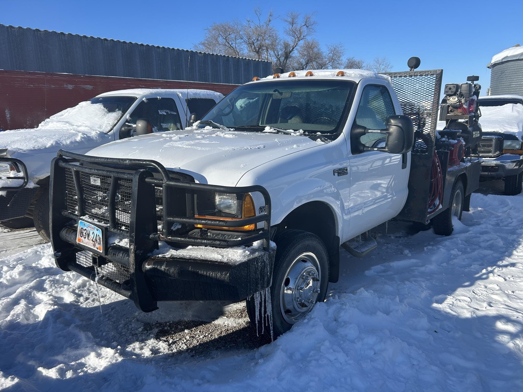 1998 Ford F-450 Equipment Image0