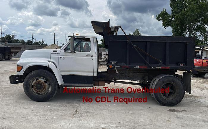 Image of Ford F700 Primary image