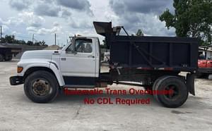 1998 Ford F700 Image
