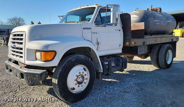 Main image Ford F-700
