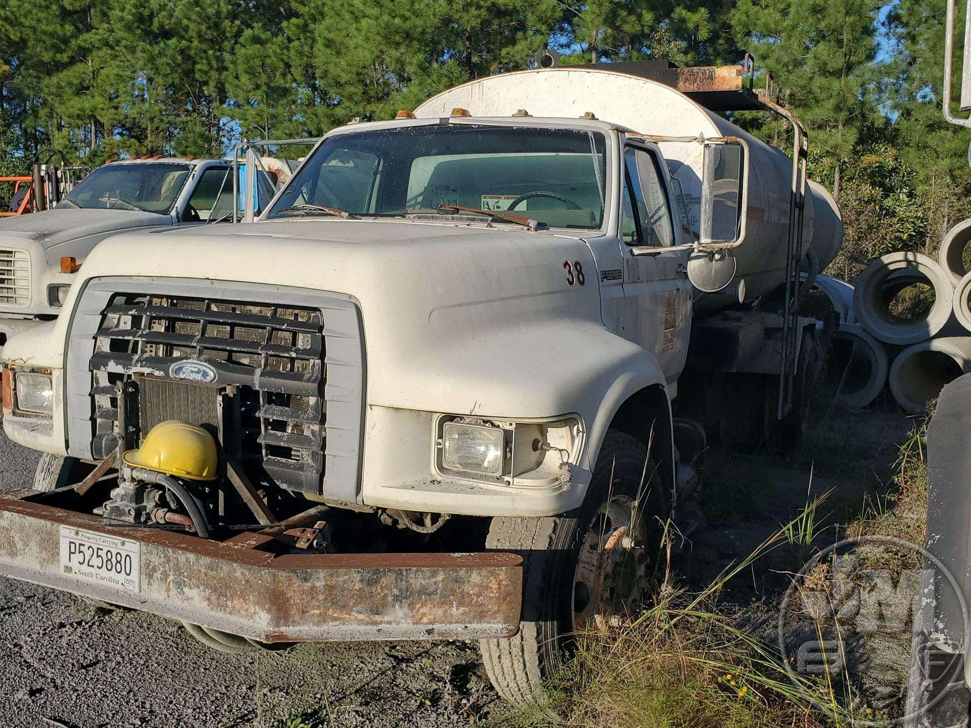 Main image Ford F-800