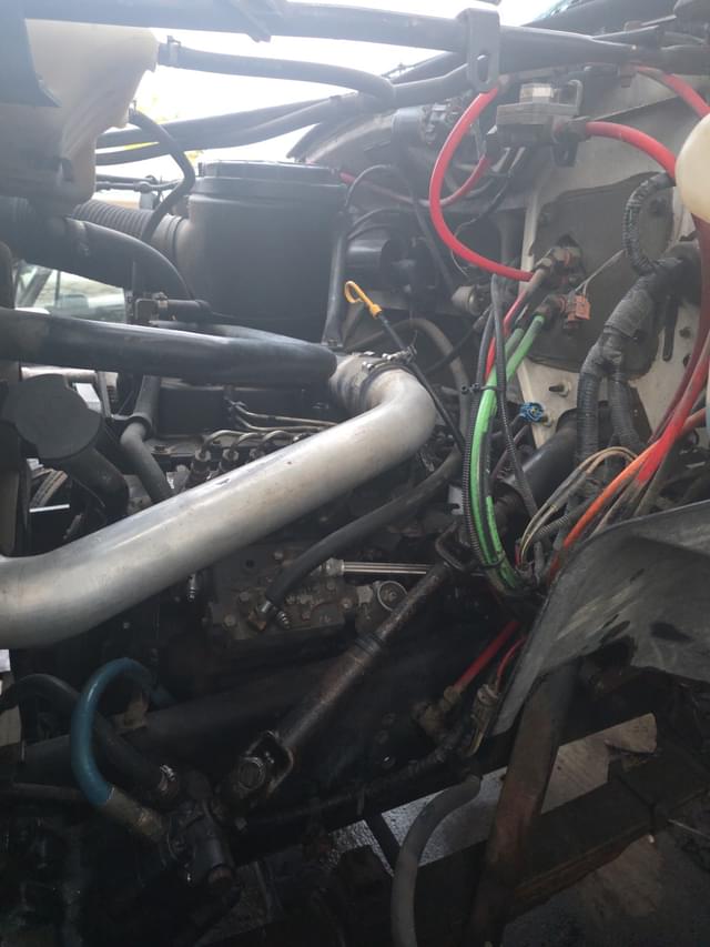 Image of Ford F-800 equipment image 4